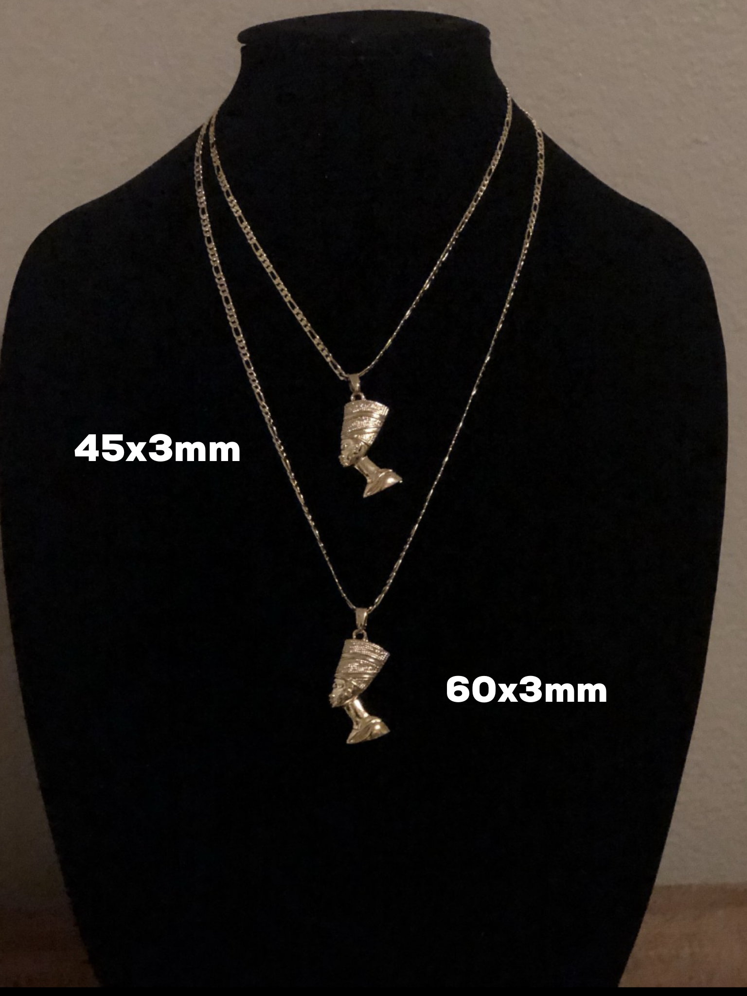 Queen 2025 nefertiti necklace
